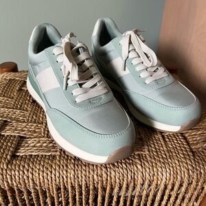 DV by Dolce Vita Mint Green Sneakers, NWOT